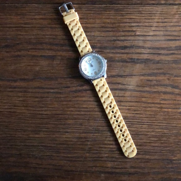 Large face watch - Picture 2 of 4